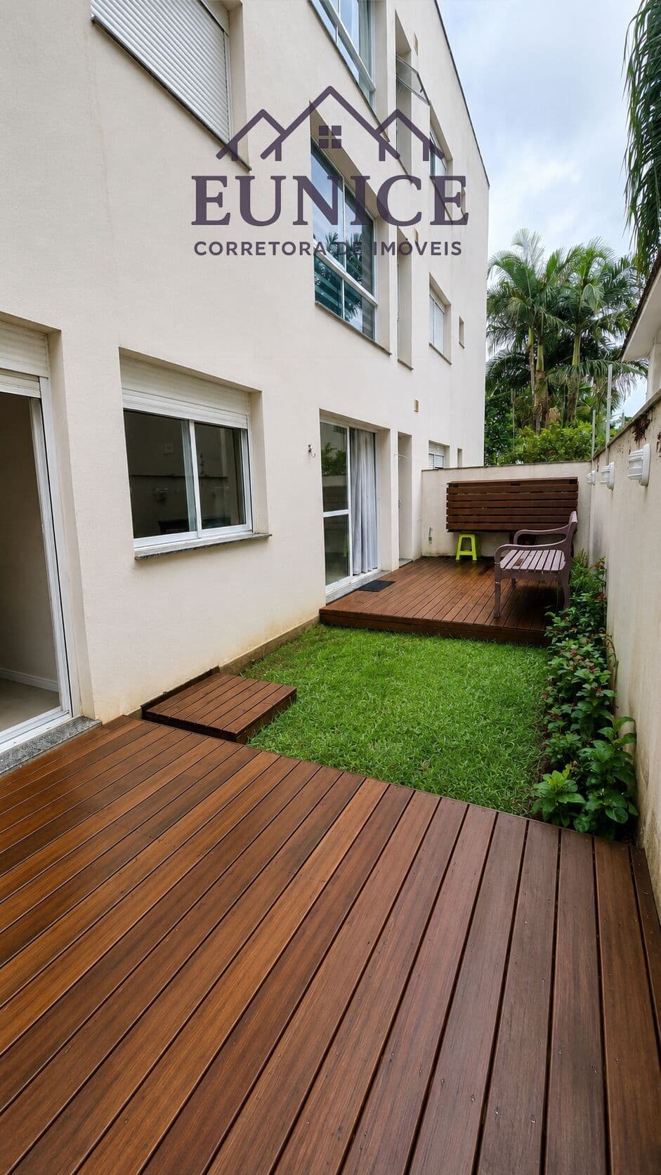 Apartamento com jardim privativo em Ingleses, Florianópolis/SC