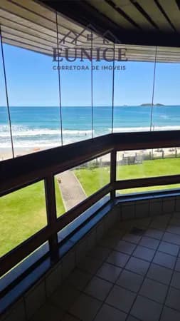 Cobertura com 4 dormitórios e vista panoramica para o mar