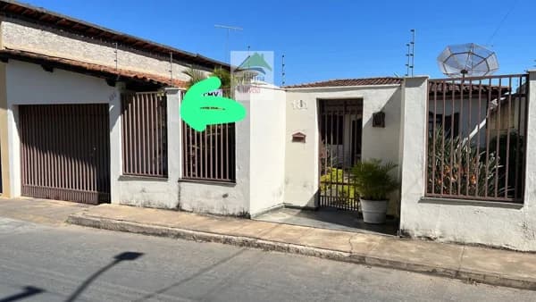 Casa Alto Padrão para Venda em Curiango Curvelo-MG