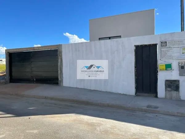 Casa em Curvelo - Santa Rita