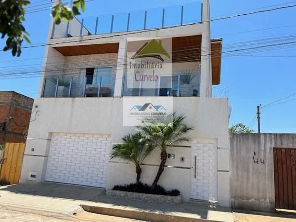 Casa Alto Padrão para Venda em Bela Vista Curvelo-MG