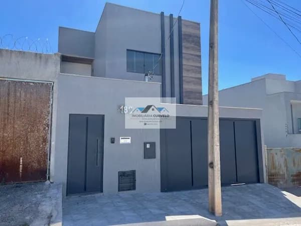 Casa em Curvelo - Santa Cruz