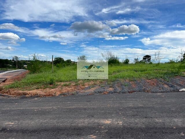 Lote/Terreno em Curvelo - Santa Cruz
