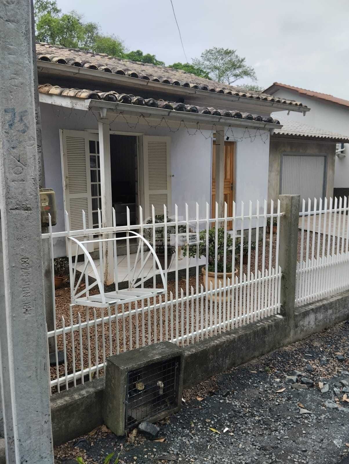 Casa em Criciúma - Quarta Linha