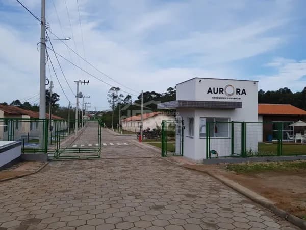 Casa de Condomínio em Içara - Aurora
