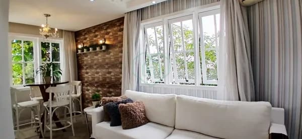 🏡 Oportunidade Exclusiva –Sobrado Casa Triplex Mobiliada no Bairro Anita Garibaldi por R$ 1.190.000,00