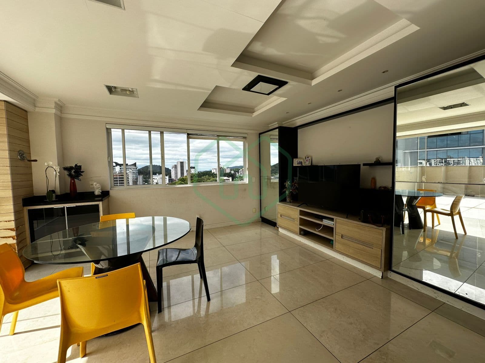 Cobertura Duplex à Venda – Bairro Atiradores por R$ 1.750.000,00