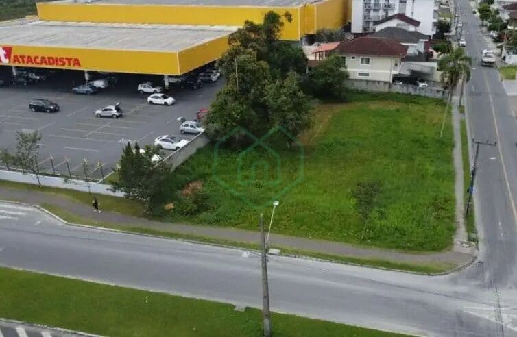 Terreno de esquina Costa e Silva para locação📌 O ponto estratégico que o seu negócio precisa R$ 12.000,00