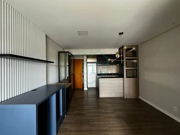Apartamento Padrão Semi mobiliado no Bom Retiro por R$ 485.000,00.