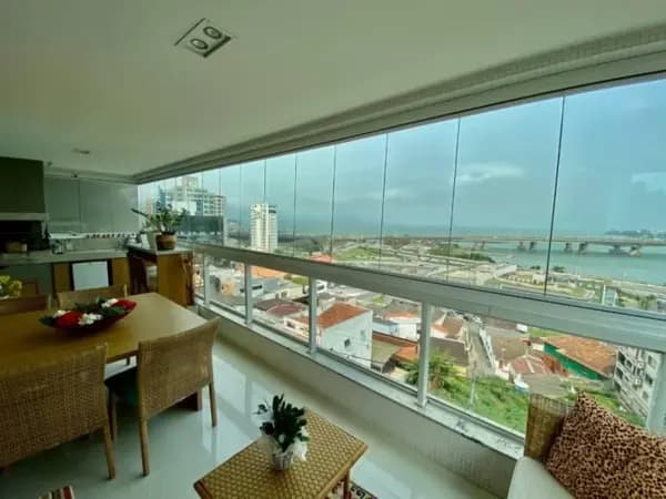 Apartamento à venda no bairro Centro em Florianópolis/SC