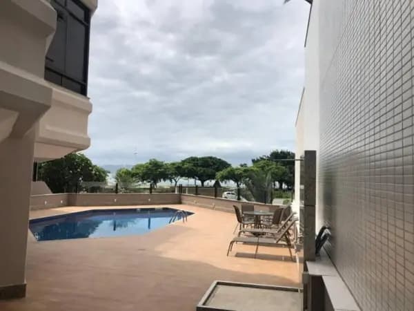 Apartamento à venda no bairro Agronômica em Florianópolis/SC