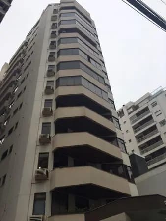 Apartamento à venda no bairro Centro em Florianópolis/SC