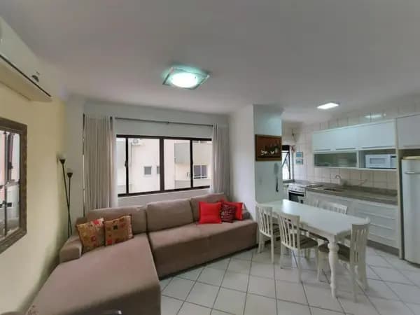 Apartamento à venda no bairro Centro em Florianópolis/SC