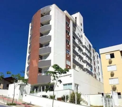 Apartamento à venda no bairro Córrego Grande em Florianópolis/SC