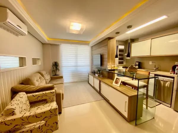 Apartamento à venda no bairro Estreito em Florianópolis/SC