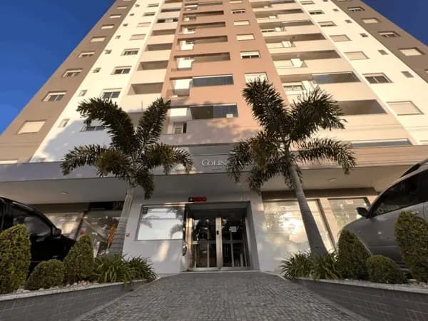 Apartamento à venda no bairro Barreiros em São José/SC