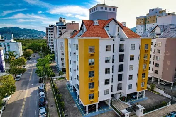 Apartamento à venda no bairro Itacorubi em Florianópolis/SC