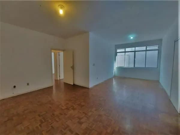Apartamento à venda no bairro Centro em Florianópolis/SC