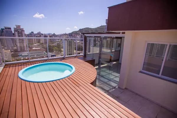 Apartamento à venda no bairro Centro em Florianópolis/SC