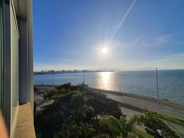 Apartamento à venda no bairro Centro em Florianópolis/SC