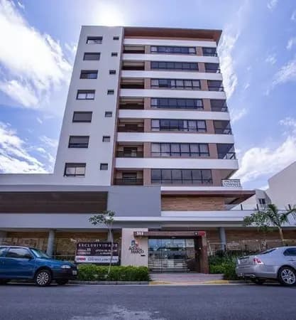 Apartamento à venda no bairro Balneário em Florianópolis/SC