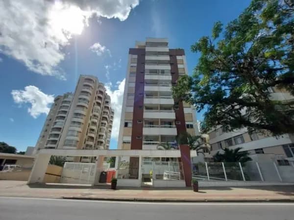 Casa à venda no bairro Agronômica em Florianópolis/SC