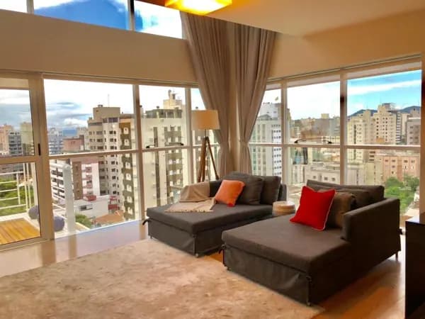 Apartamento à venda no bairro Centro em Florianópolis/SC