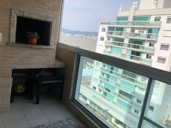 Apartamento à venda no bairro Estreito em Florianópolis/SC