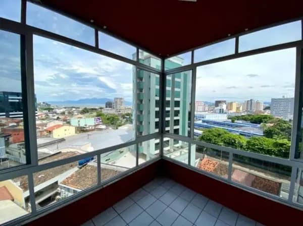 Apartamento à venda no bairro Centro em Florianópolis/SC