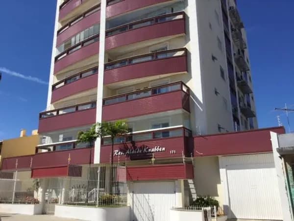 Apartamento à venda no bairro Estreito em Florianópolis/SC