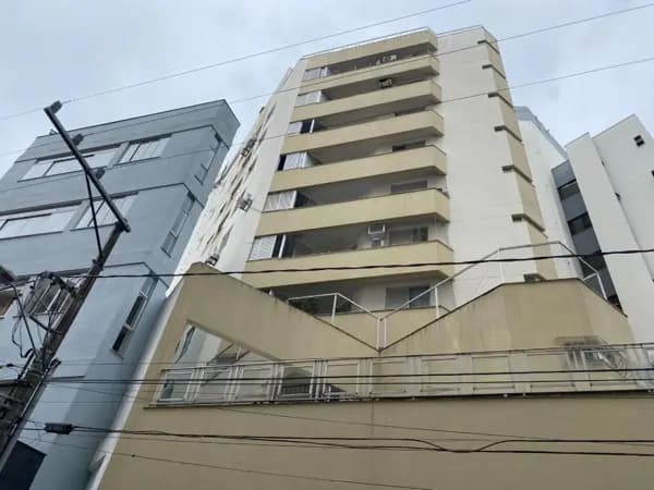 Apartamento à venda no bairro Centro em Florianópolis/SC