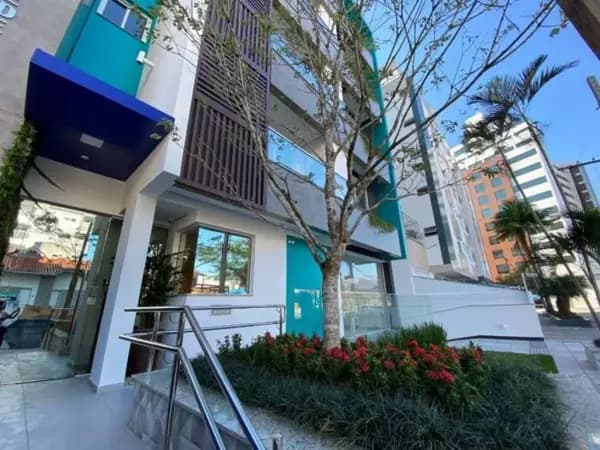 Apartamento à venda no bairro Trindade em Florianópolis/SC