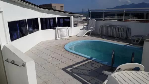 Apartamento à venda no bairro Coqueiros em Florianópolis/SC