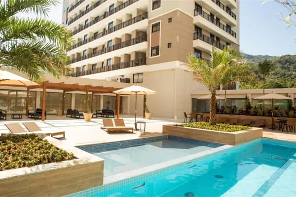 Apartamento à venda no bairro Itacorubi em Florianópolis/SC
