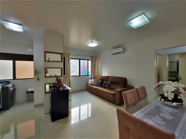 Apartamento à venda no bairro Centro em Florianópolis/SC