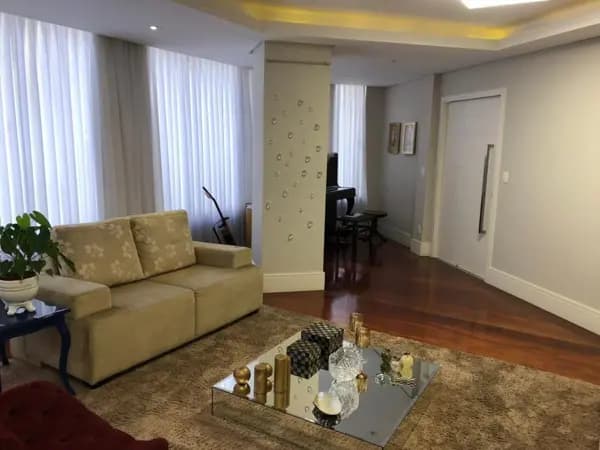Apartamento à venda no bairro Agronômica em Florianópolis/SC