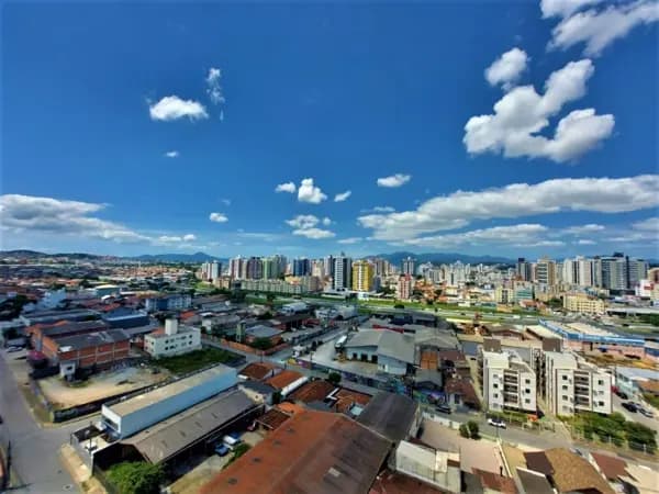 Apartamento à venda no bairro Campinas em São José/SC