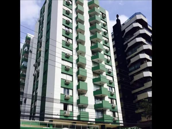 Apartamento à venda no bairro Agronômica em Florianópolis/SC