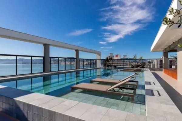 Apartamento à venda no bairro Balneário em Florianópolis/SC