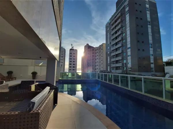 Apartamento à venda no bairro Agronômica em Florianópolis/SC