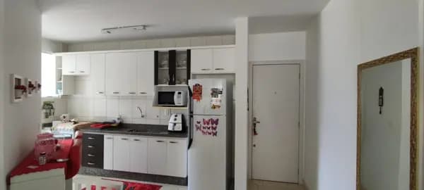 Apartamento à venda no bairro Roçado em São José/SC
