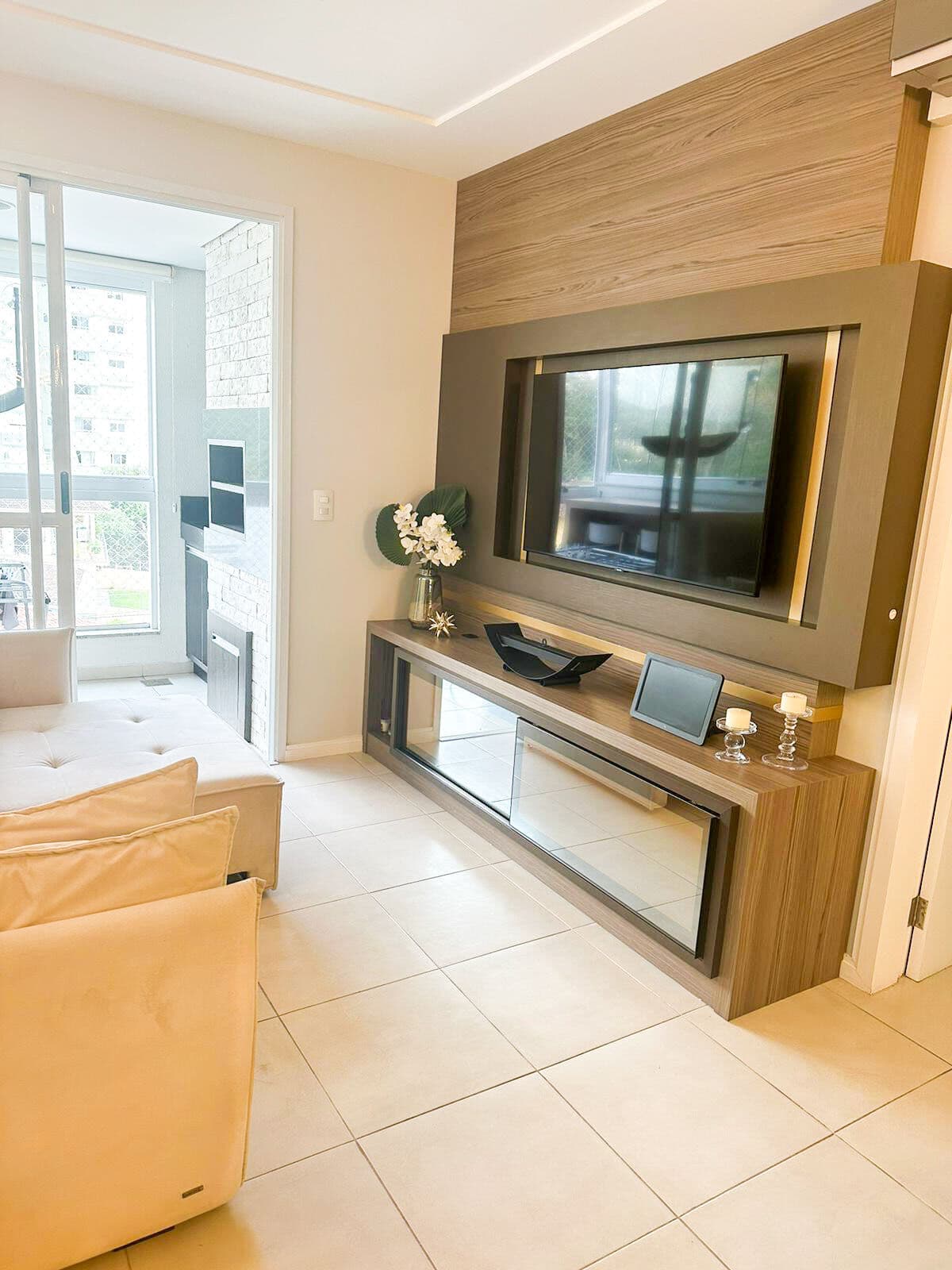 Apartamento 02 dormtorios C/ suite, sacada com churrasqueira e 01 vaga de garagem