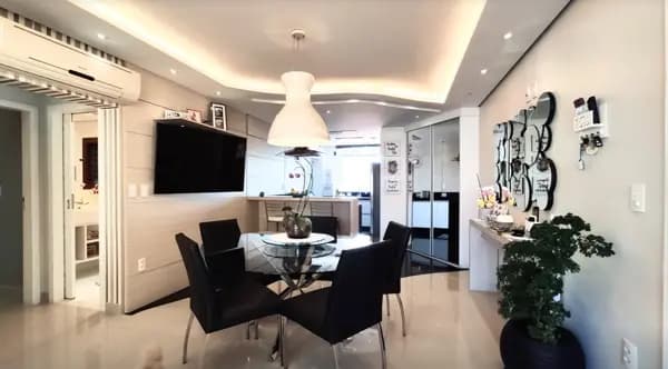 Apartamento à venda no bairro Centro em Florianópolis/SC