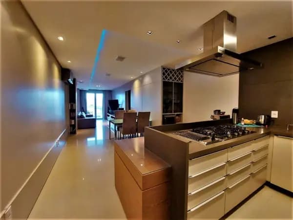 Apartamento à venda no bairro Centro em Florianópolis/SC