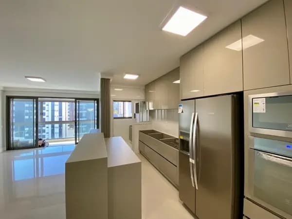 Apartamento à venda no bairro Centro em Florianópolis/SC