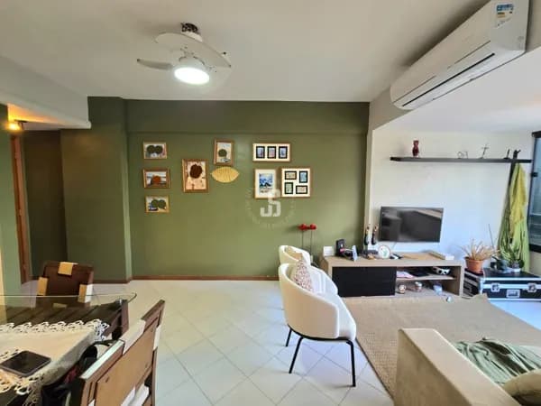 Apartamento de 2/4, reformado, varanda com vista livre à venda no Pituba Ville