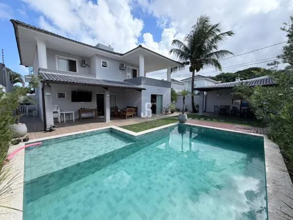 Casa 4 quartos à venda em Villas do Atlântico, 258m² construídos, terreno 400m² e 3 vagas