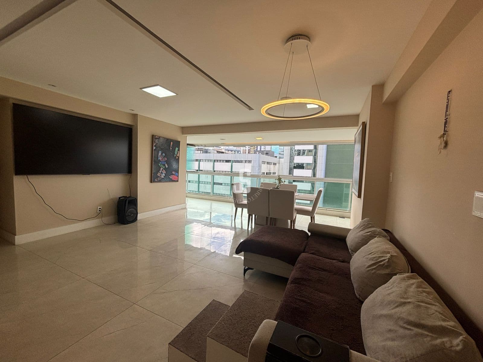 Apartamento 3 suítes à venda, 126m², nascente, área gourmet e 3 vagas – Edifício Seasons