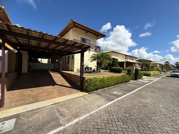 Casa 4 suítes à venda em Piatã / Jaguaribe na Alameda das Samambaias, 350m², mobiliada e 8 vagas – Condomínio Vila das Palmeiras