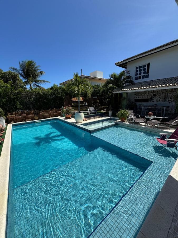 CASA DUPLEX DE 4/4 PARA VENDA EM ITAPUÃ - CONDOMÍNIO GOLF QUATRO RODAS